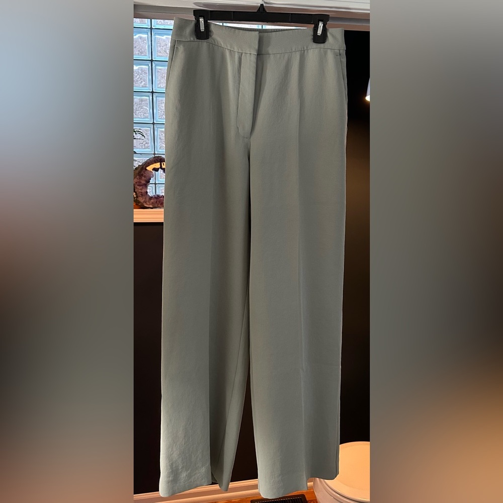 Aritzia, Wilfred Trouser